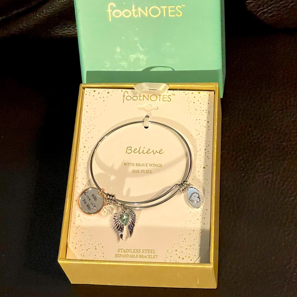 “Believe” charm bracelet by Footnotes NWOT